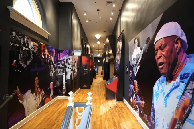 Nashville’s Ryman Auditorium To Celebrate Rock History At All-Star Show