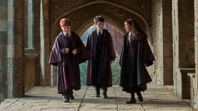See The New Teaser Trailer For ‘Harry Potter And The Philosopher’s Stone’