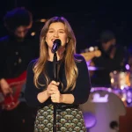 Kelly Clarkson Quit Her Show At The Top. What It Teaches You