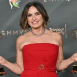 Mariska Hargitay Wins 2 Emmys For ‘My Mom Jayne’ At Creative Arts Ceremony