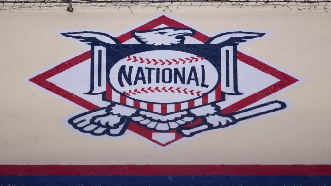 4 Solid National League Teams In Heated Race For 3 Wild Card Spots