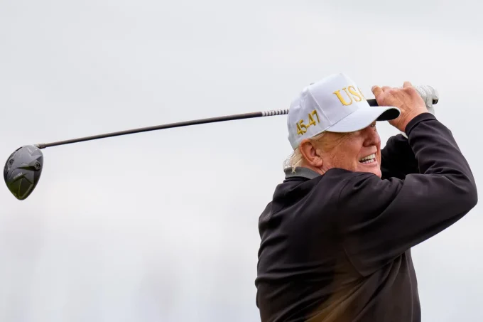 This Is Reportedly What It’s Actually Like Golfing With President Trump