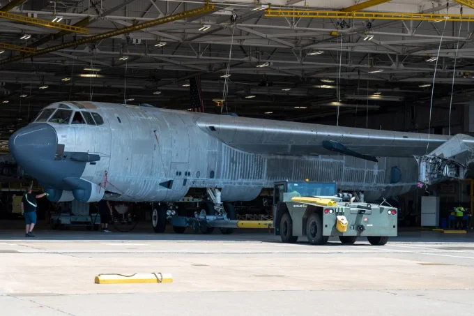 Number Of ‘Mission Capable’ B-52 And B-1 Bombers Set To Increase