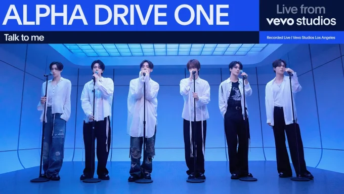 ‘Talk To Me’ Live From Vevo Studios Performance