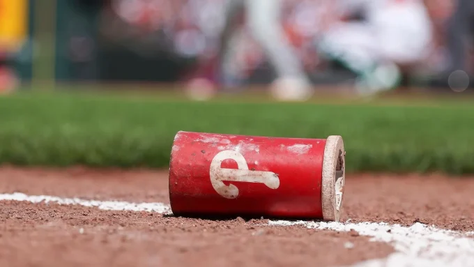 Phillies Castoff Lasts Just 1 Game With New Team After Trade Demand