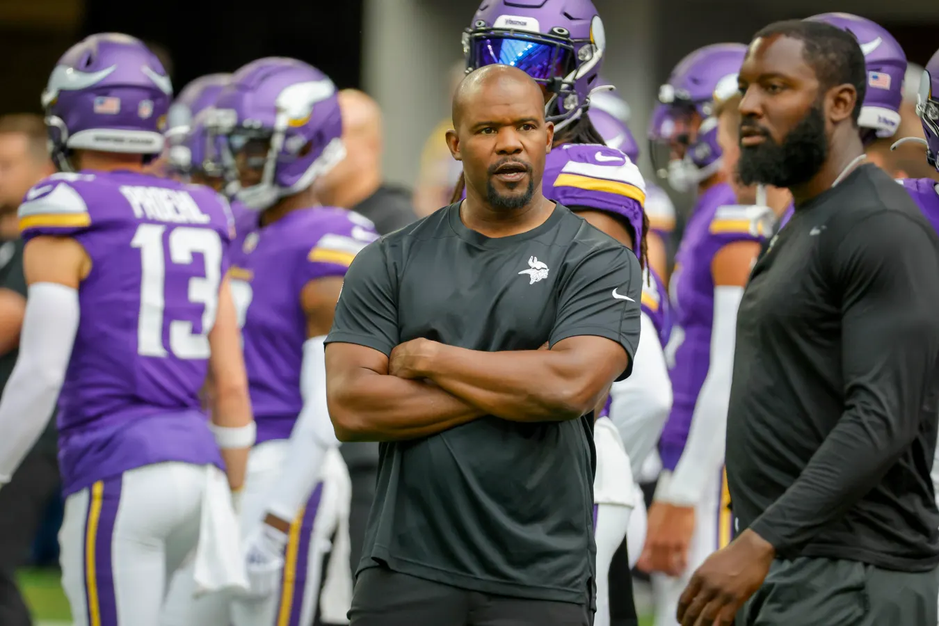 Packers’ Offensive Line Faces Huge Challenge Vs. Flores, Vikings