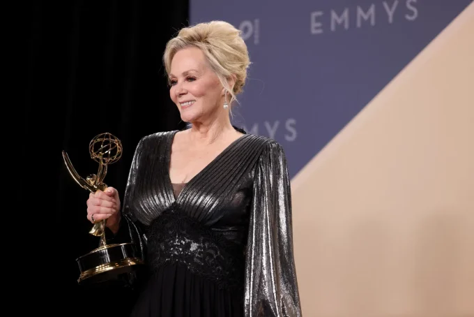 ‘Hacks’ Ends Its Emmy Reign As ‘Widow’s Bay’ Takes Over