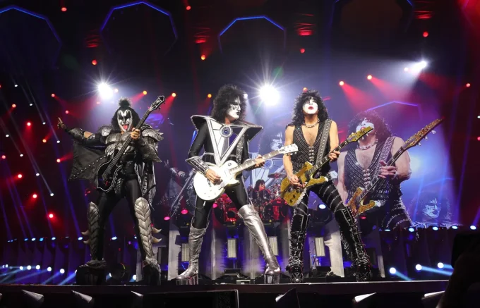Kiss Continues Its Successful Chart Run — Years After Splitting As A Band