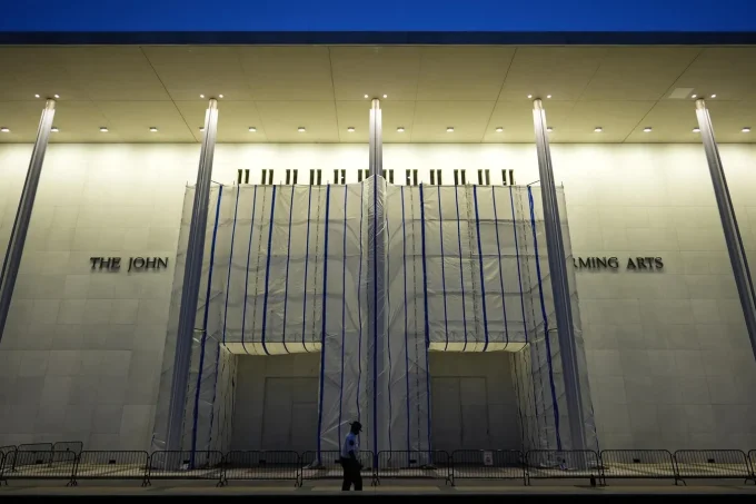 Beatty Requests Emergency Hearing In Kennedy Center Case After Abrupt Closure