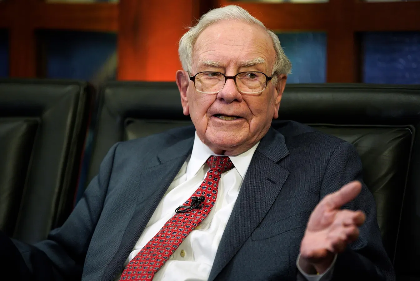 Billionaire Warren Buffett Steps Down As Berkshire Hathaway Chair