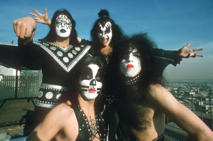 Kiss Took A Huge Gamble Nearly 50 Years Ago — And Pop Stars Still Follow It