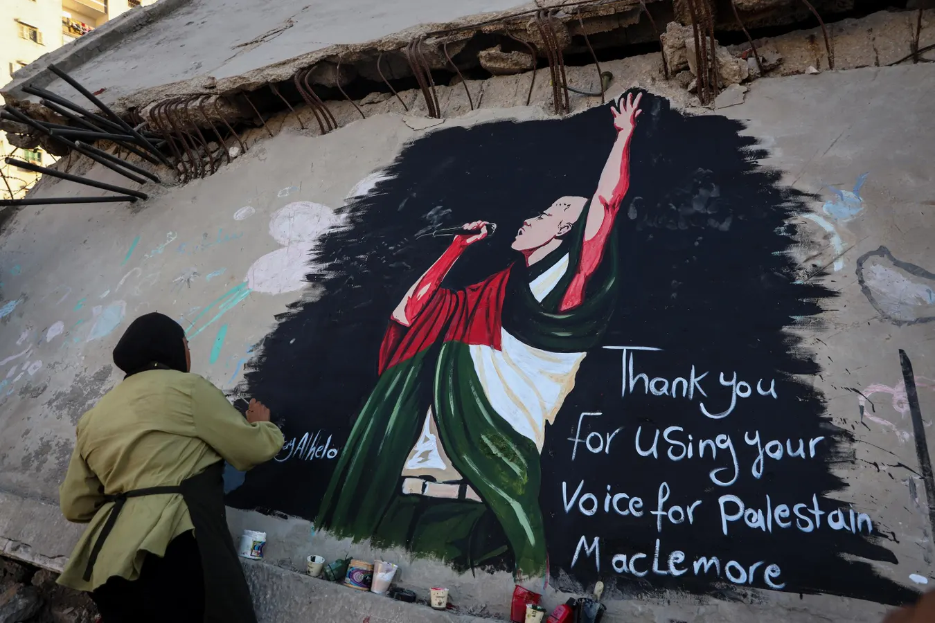 Protestors Expected At Ed Sheeran’s First Concert Since Macklemore Palestine Controversy