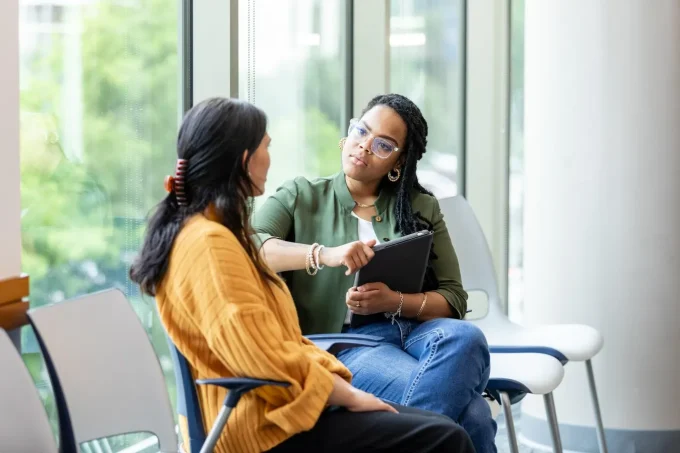 AI And The Ongoing Divisional Debate Between Mindfulness Versus Meditation