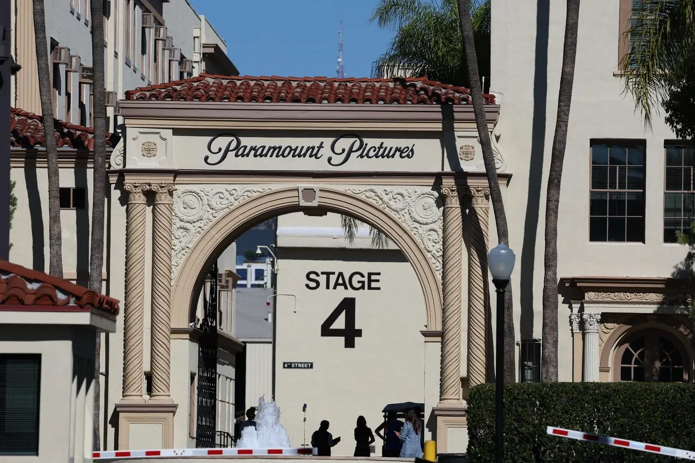 Paramount-Warner Bros. Merger Lawsuit Settled, Report Says