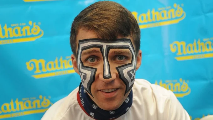 Tim Janus, ‘Amazing Race’ Contestant And Competitive Eater, Dies At 49