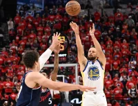 Warriors Steph Curry Discusses His Eye Condition Keratoconus