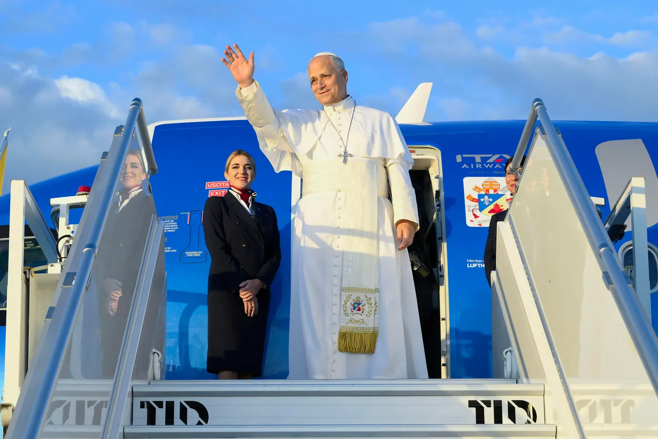 Pope Leo Comments On Trump’s Press Ban—Says Media Coverage Is Important