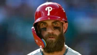 Braves Shortstop Sends 2-Word Bryce Harper Jab After Phillies Outfielder’s Near Miss