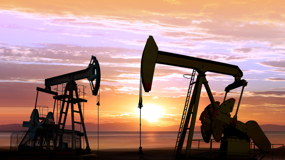 JPMorgan throws in towel on forecasting oil price — RT Business News