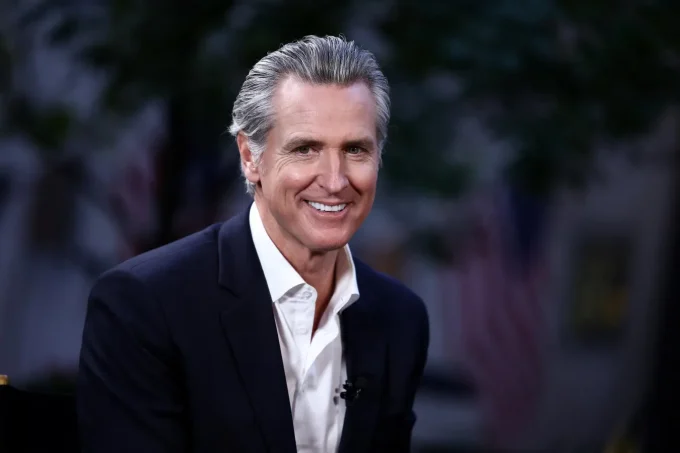 Newsom Rejects Trump’s ‘Super Intelligence’ Rebrand—Signs Order To Keep Calling It AI