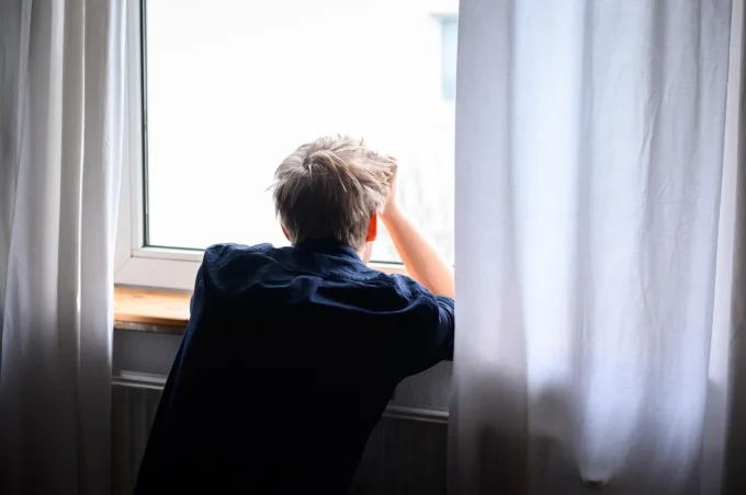 Review Finds Different Brain Patterns Behind Depression Symptoms