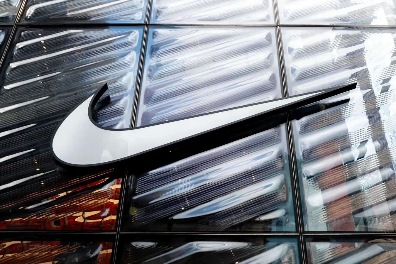 Stock Sinks Nearly 4% To 13-Year Low As Revenue Falls Short