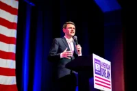 Hottest Midterm Races—Democrats Ahead In 3 Key Senate Contests (Updated Daily)