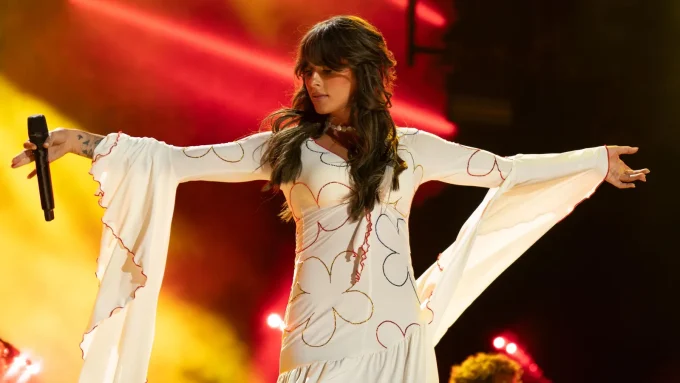 Ella Langley’s Debut Album Powers The Singer To A Career Milestone