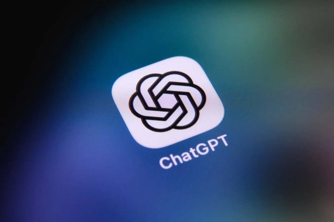 Is ChatGPT Trendy Again? Not Quite—But Traffic Growth Is Back