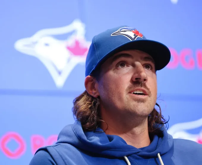 Blue Jays All-Star Kevin Gausman Sends ‘Second Home’ Toronto Message After Cubs Exit