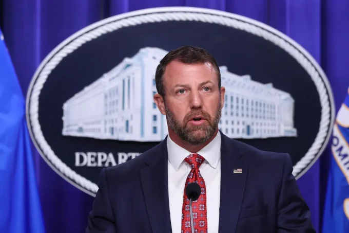 DHS Secretary Says ChatGPT Told Him How Immigration Could Turn Red States Blue
