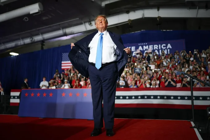 Trump Apparently Ditches Luxury Brioni For Jos. A. Bank Suit