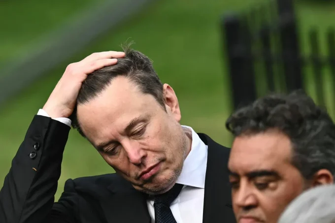 Elon Musk Loses  Billion On Wednesday Morning As SpaceX Shares Dip