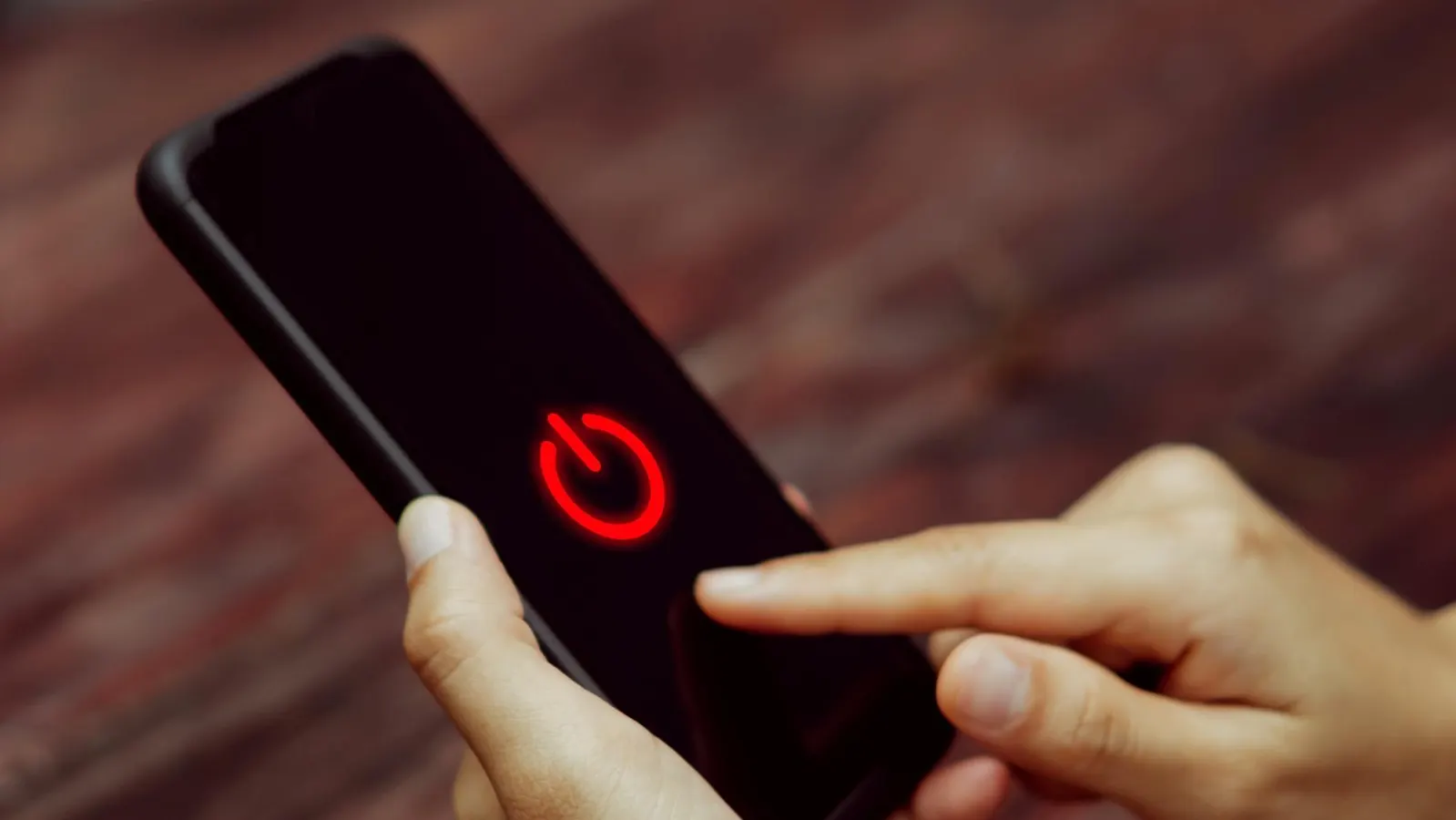 How To Save Text Messages For Court: Turn The Phone Off