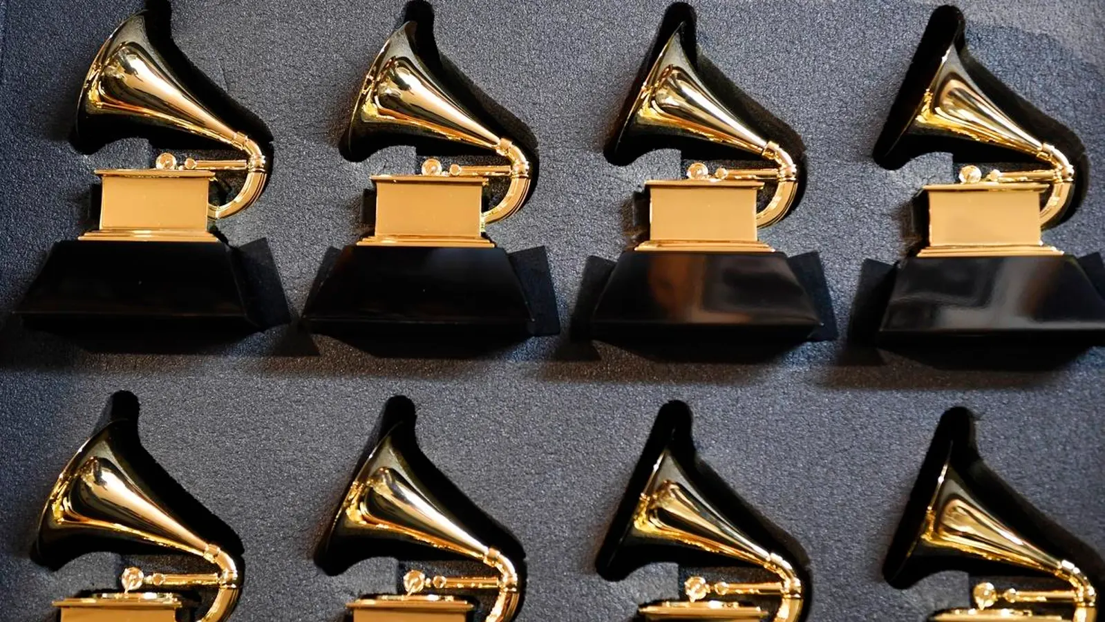 Taylor, Olivia, Bruno, Cardi B