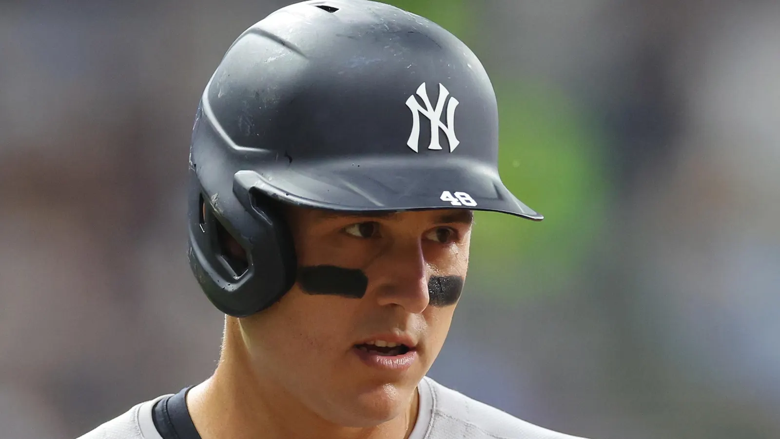 Yankees Veteran Backstop Pushes Back On Anthony Rizzo’s Viral ‘Xanax’ Jab