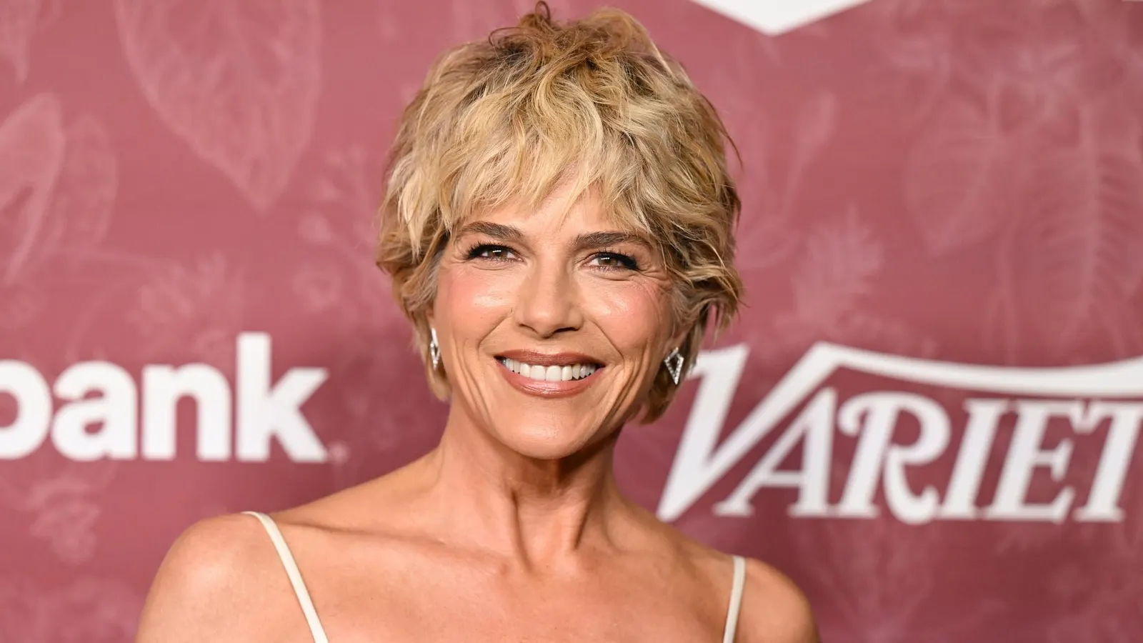 Selma Blair Arrested For Allegedly Attacking Flight Attendants On Plane